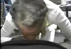 Bà termagan làm, xúc phạm bởi một anh chàng game show sex nhat ban với chim